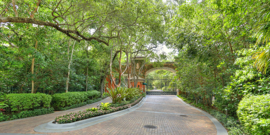 Homes of Desire Cloisters on the Bay, Villa 1033 2,950,000 Homes